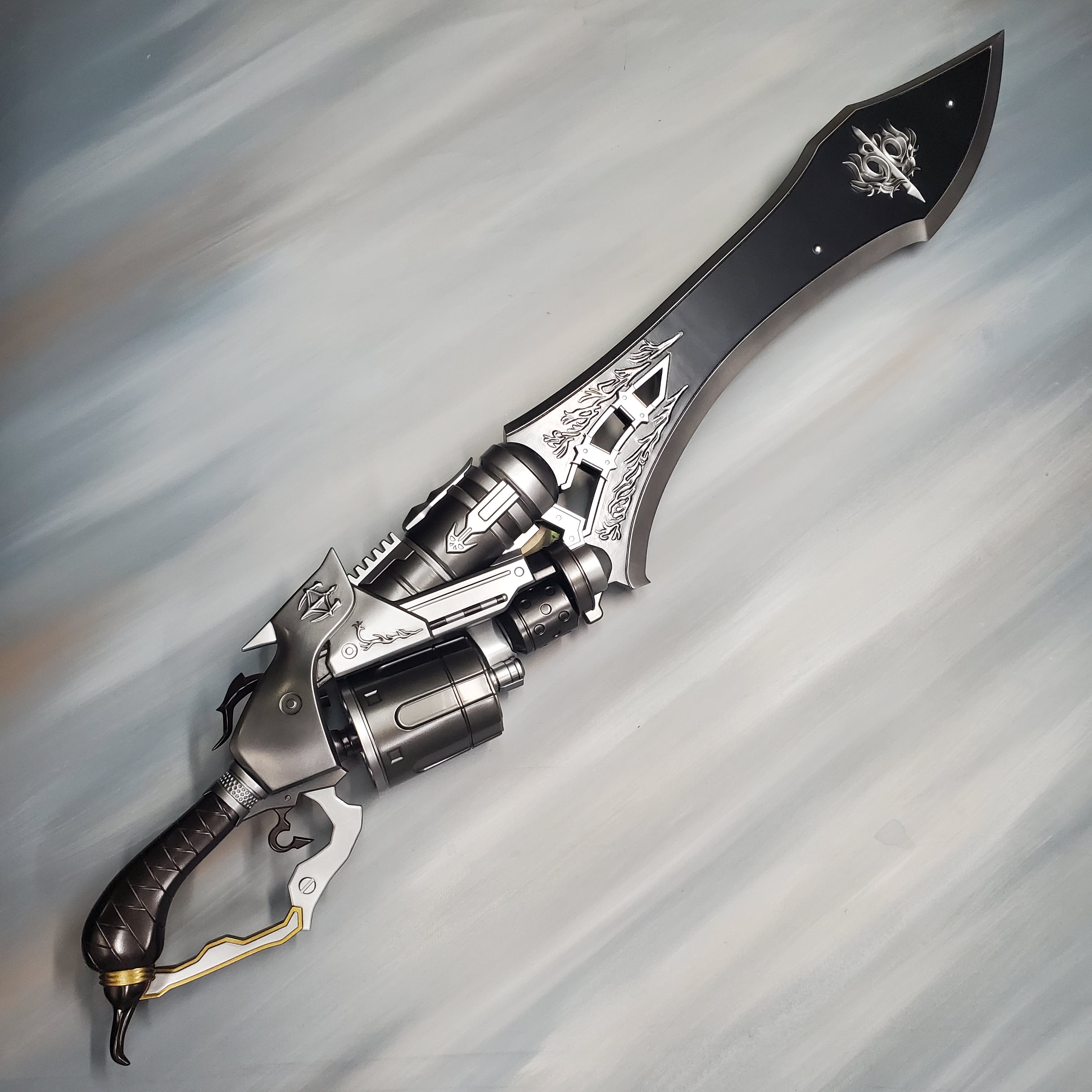 Final Fantasy XIV gunblade cosplay prop finished replica