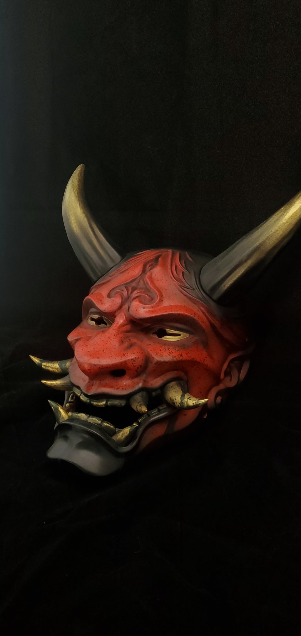 Japanese Oni Mask Blood Knight - Hand-Painted Urethane Resin